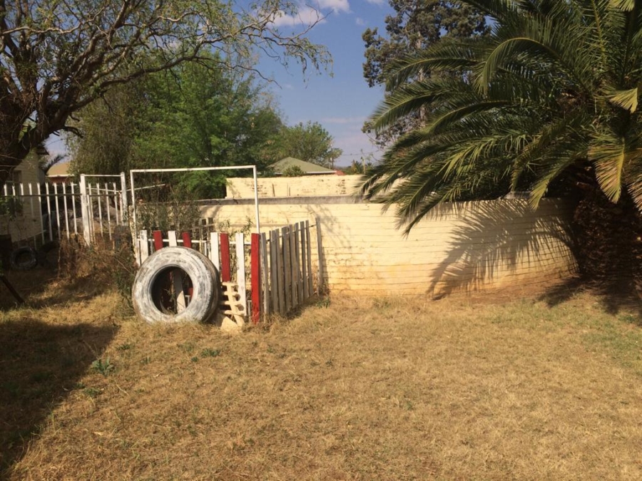  Bedroom Property for Sale in Bloemhof North West